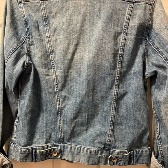 Classic Denim Jacket - Picture 8 of 9